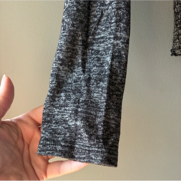 Hollister size M Gray Off-Shoulder ribbed stretchy Long Sleeve Top - Picture 2 of 5